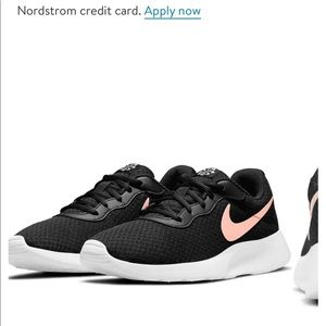 Nike Tanjun Running Shoe